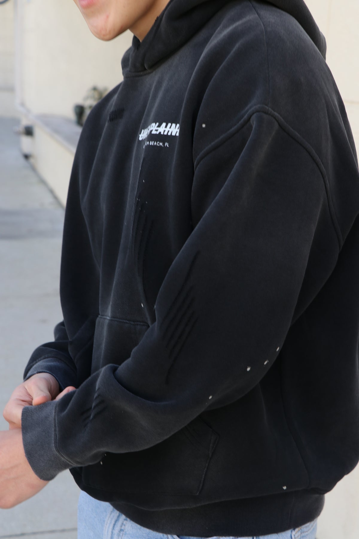 UNEXPLAINED BRANDED VINTAGE WASH HOODIE