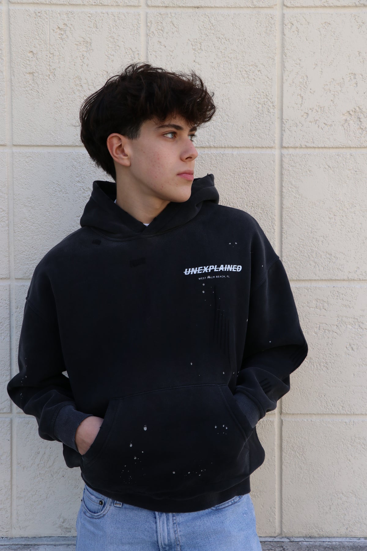 UNEXPLAINED BRANDED VINTAGE WASH HOODIE